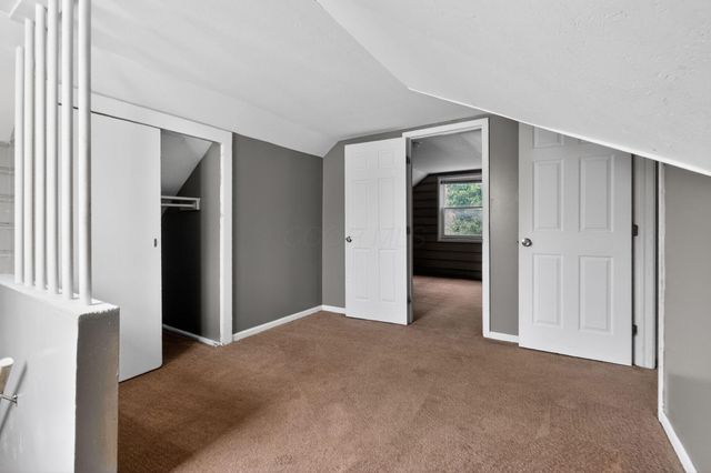 161 S James Road, Columbus, OH 43213