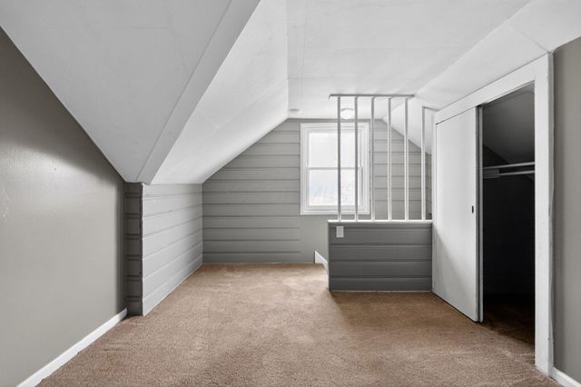 161 S James Road, Columbus, OH 43213