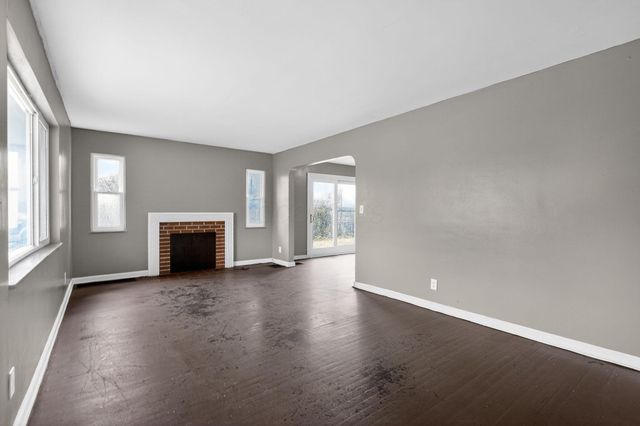 161 S James Road, Columbus, OH 43213