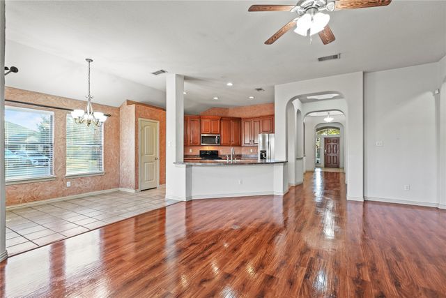 200 Chimney Rock Drive, Waxahachie, TX 75167