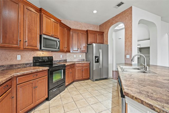 200 Chimney Rock Drive, Waxahachie, TX 75167