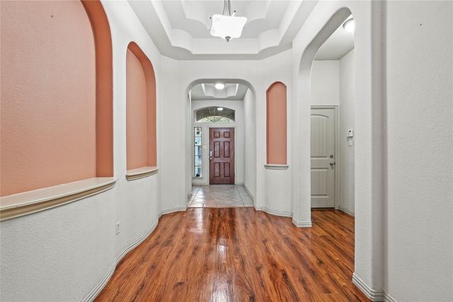 200 Chimney Rock Drive, Waxahachie, TX 75167