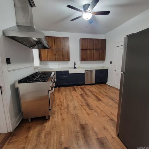 476 E Boswell, Batesville, AR 72501