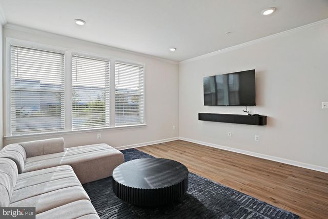 4807 VISTA GREEN LN, Lanham, MD 20706