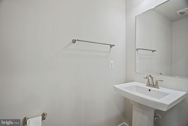 4807 VISTA GREEN LN, Lanham, MD 20706