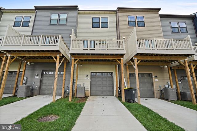 4807 VISTA GREEN LN, Lanham, MD 20706