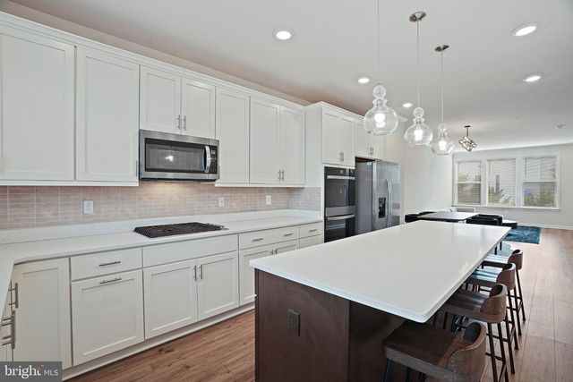 4807 VISTA GREEN LN, Lanham, MD 20706