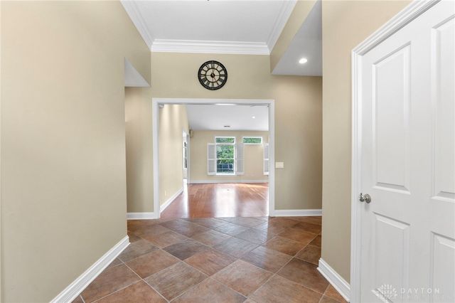 376 Yankee Trace Drive, Dayton, OH 45458