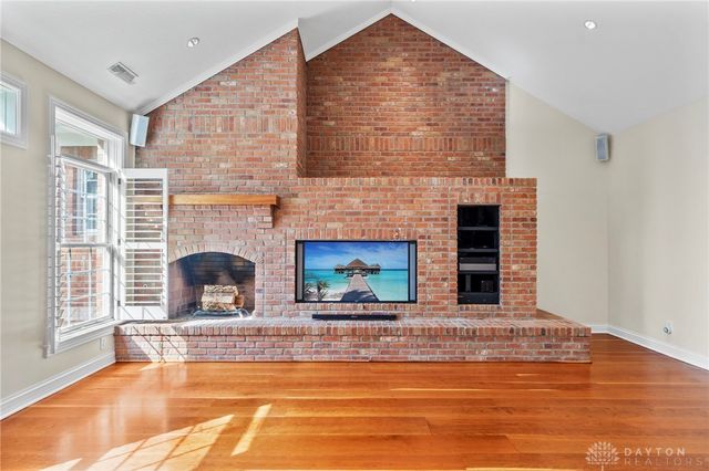 376 Yankee Trace Drive, Dayton, OH 45458