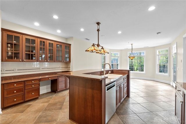 376 Yankee Trace Drive, Dayton, OH 45458