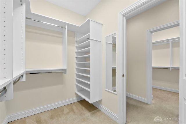 376 Yankee Trace Drive, Dayton, OH 45458