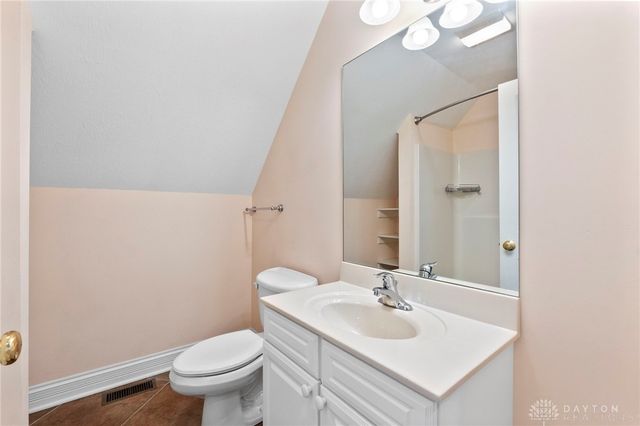 376 Yankee Trace Drive, Dayton, OH 45458