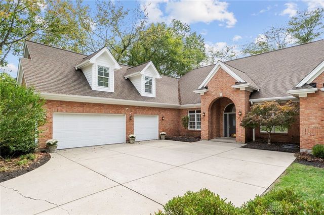 376 Yankee Trace Drive, Dayton, OH 45458