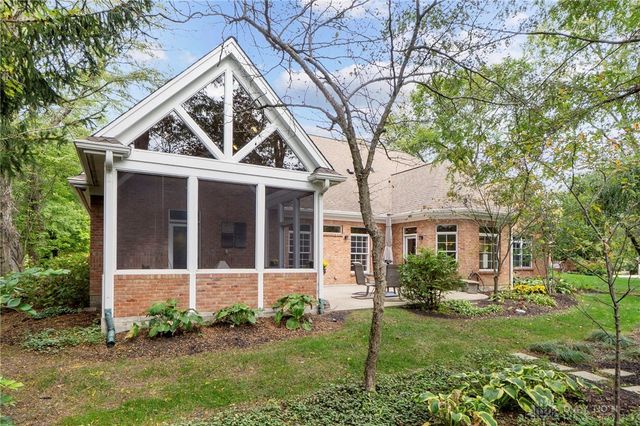 376 Yankee Trace Drive, Dayton, OH 45458