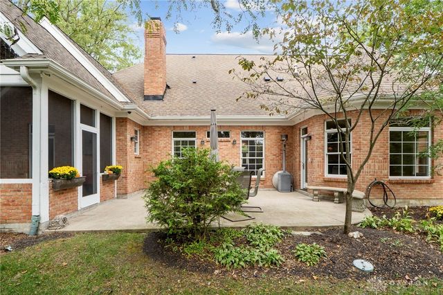 376 Yankee Trace Drive, Dayton, OH 45458