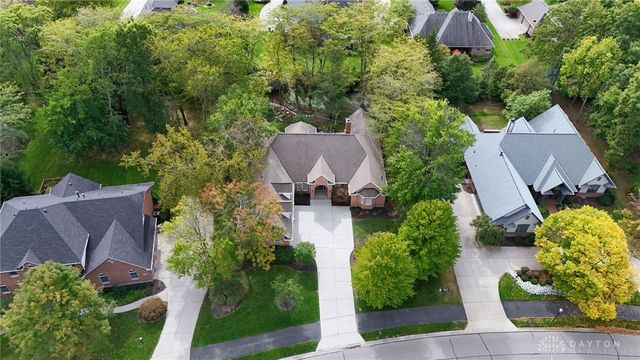 376 Yankee Trace Drive, Dayton, OH 45458