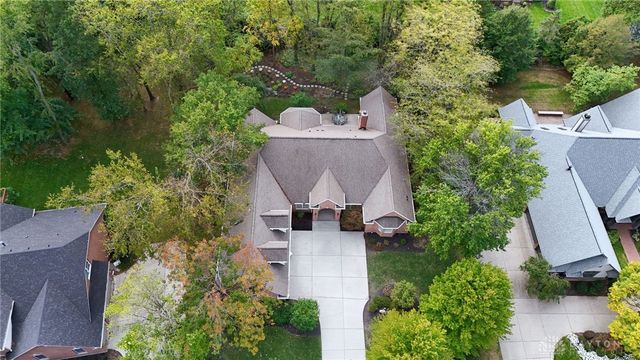 376 Yankee Trace Drive, Dayton, OH 45458