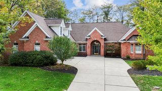 376 Yankee Trace Drive, Dayton, OH 45458