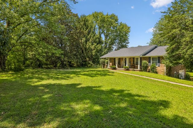 937 Needmore Rd, Clarksville, TN 37040