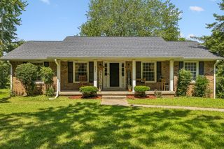 937 Needmore Rd, Clarksville, TN 37040