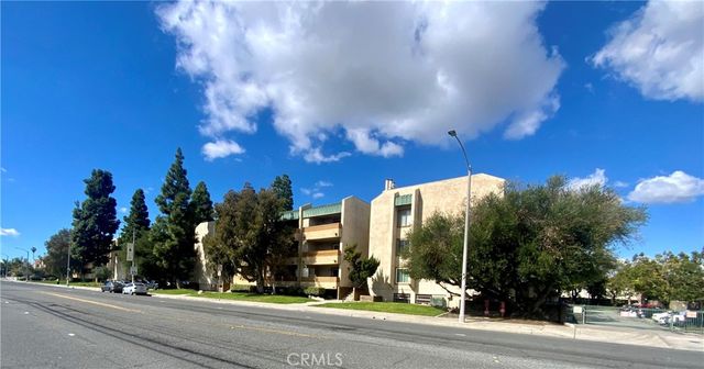 12141 Centralia 111, Lakewood, CA 90715