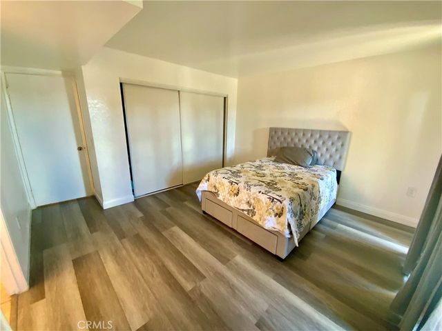 12141 Centralia 111, Lakewood, CA 90715