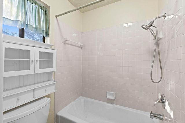 3904 Burr Oak LN, Austin, TX 78727