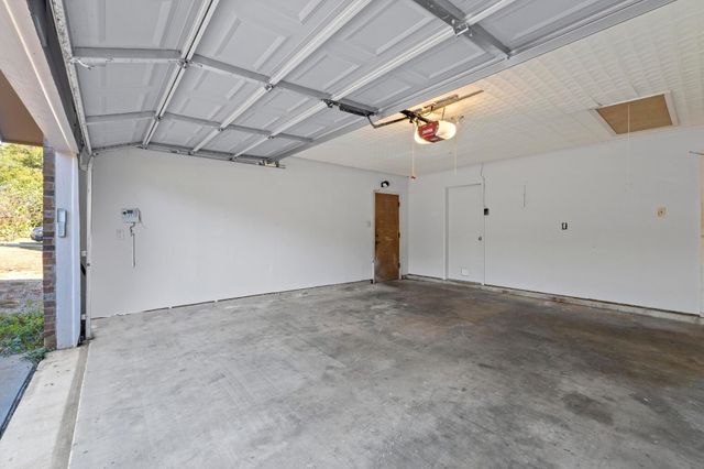 3904 Burr Oak LN, Austin, TX 78727