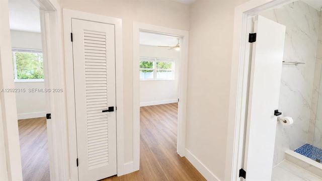 1155 Hayes St, Hollywood, FL 33019
