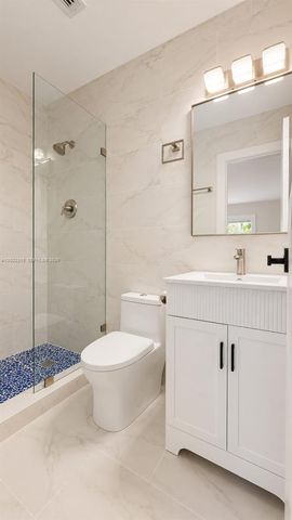 1155 Hayes St, Hollywood, FL 33019