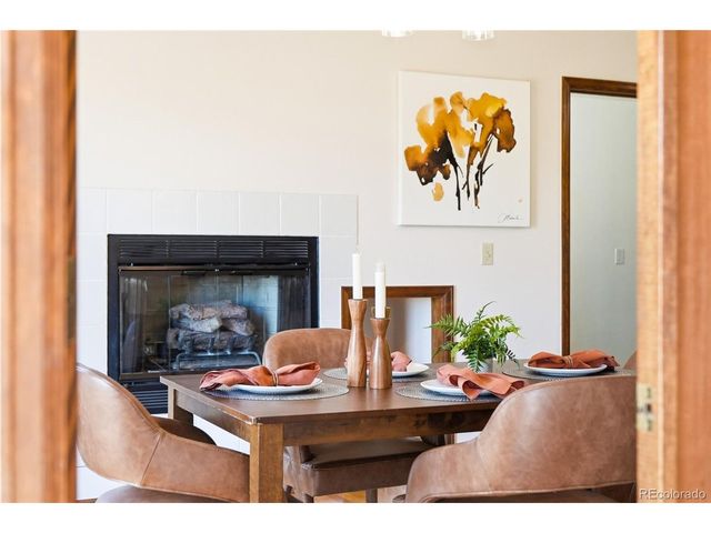 1843 Eisenhower Dr, Louisville, CO 80027