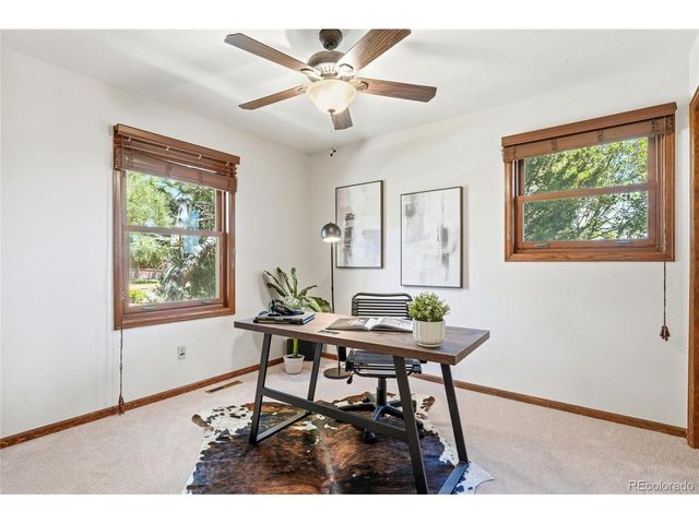 1843 Eisenhower Dr, Louisville, CO 80027