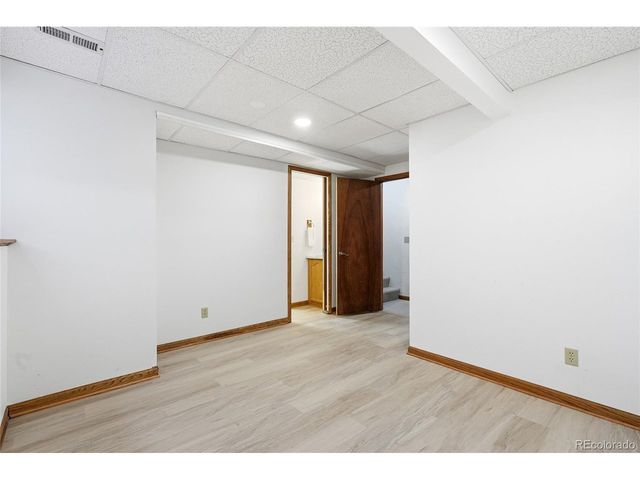 1843 Eisenhower Dr, Louisville, CO 80027