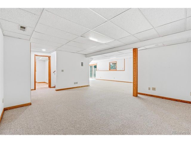 1843 Eisenhower Dr, Louisville, CO 80027