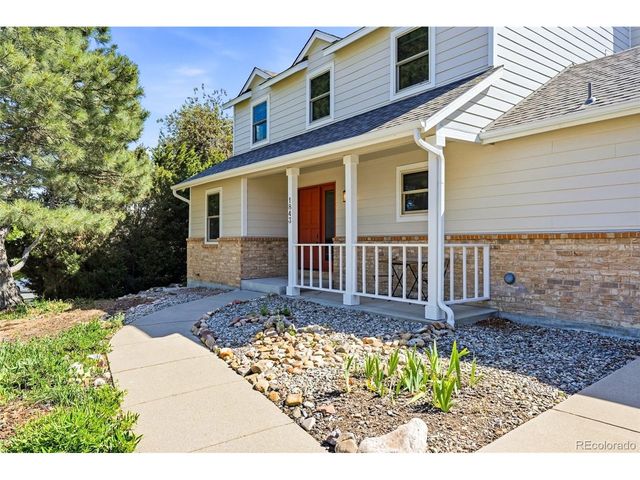 1843 Eisenhower Dr, Louisville, CO 80027