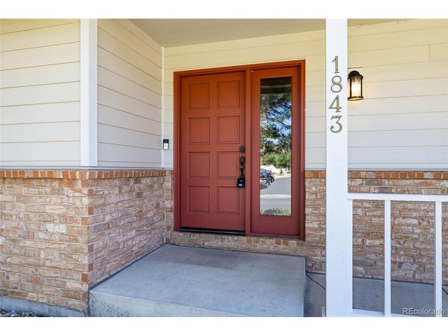 1843 Eisenhower Dr, Louisville, CO 80027