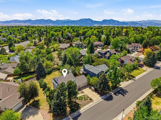 1843 Eisenhower Dr, Louisville, CO 80027
