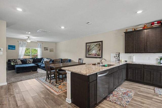 304 Lowery Oaks Trail, Fort Worth, TX 76120