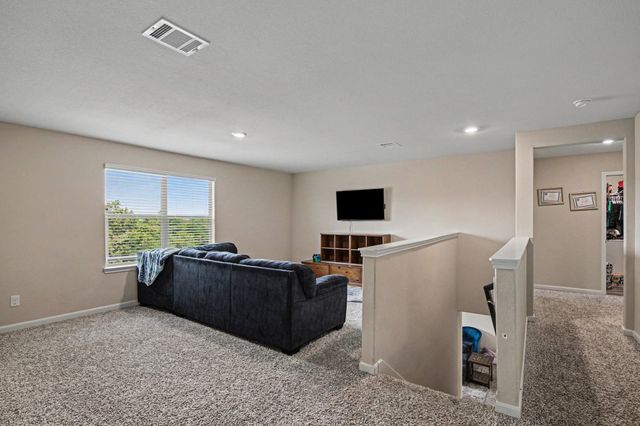 304 Lowery Oaks Trail, Fort Worth, TX 76120