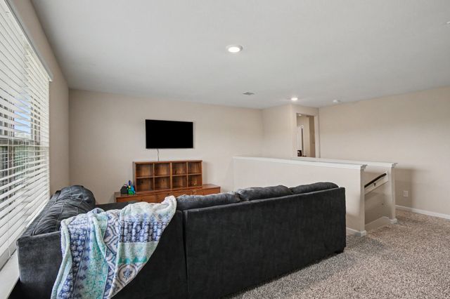 304 Lowery Oaks Trail, Fort Worth, TX 76120