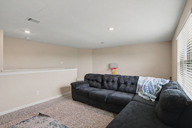 304 Lowery Oaks Trail, Fort Worth, TX 76120