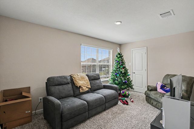 304 Lowery Oaks Trail, Fort Worth, TX 76120