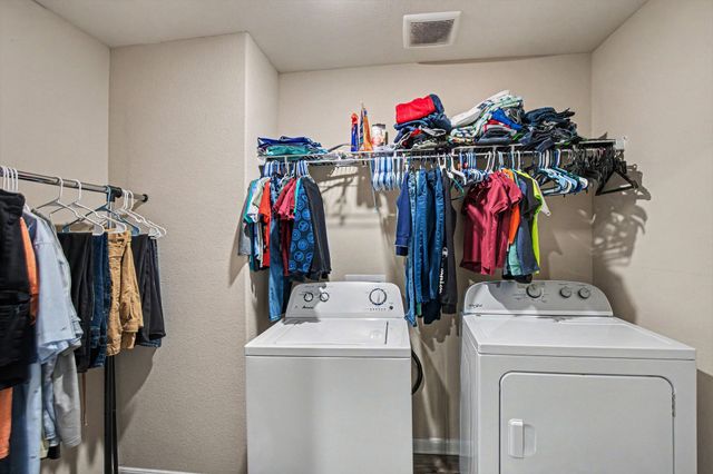 304 Lowery Oaks Trail, Fort Worth, TX 76120