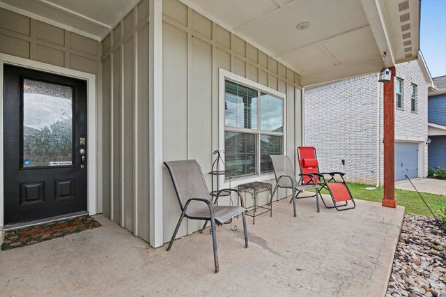 304 Lowery Oaks Trail, Fort Worth, TX 76120