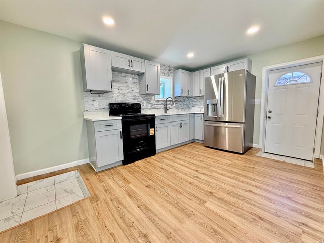 1207 E Eichel Avenue, Evansville, IN 47711