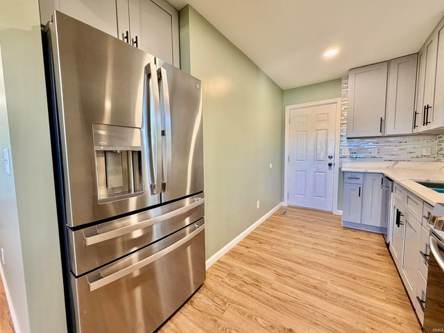 1207 E Eichel Avenue, Evansville, IN 47711