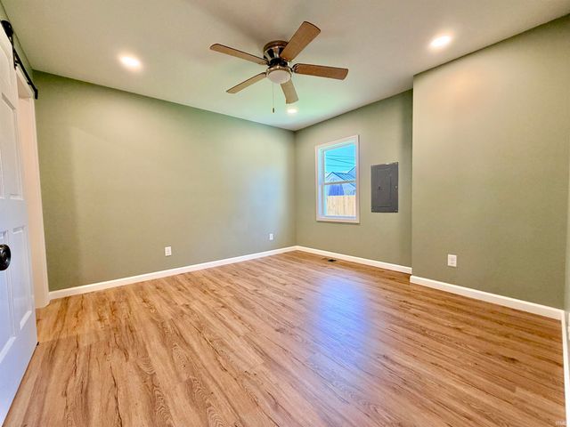 1207 E Eichel Avenue, Evansville, IN 47711