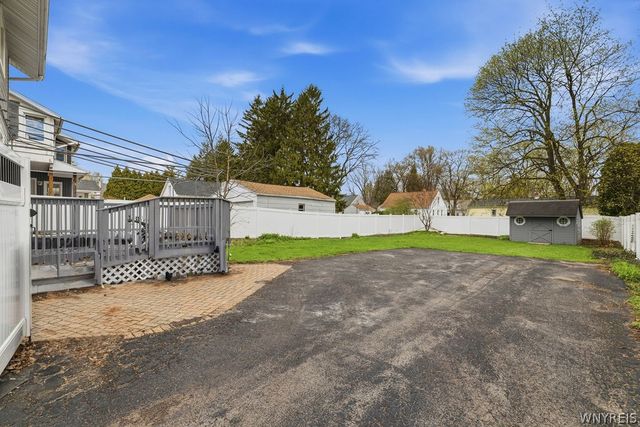 633 Locust Street, Lockport City, NY 14094