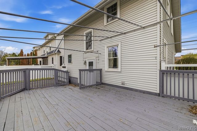 633 Locust Street, Lockport City, NY 14094