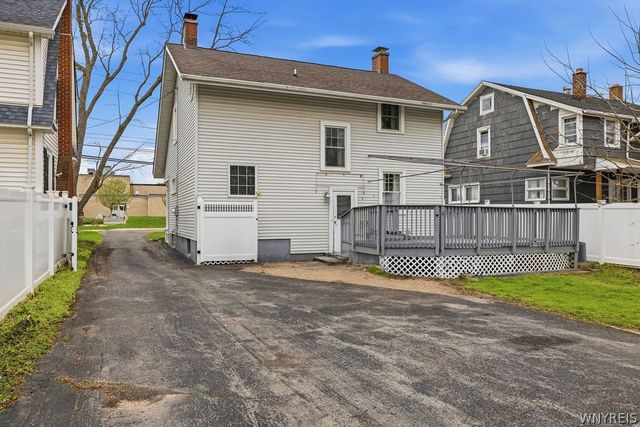 633 Locust Street, Lockport City, NY 14094